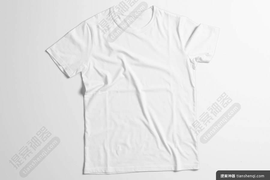 简单白色展开褶皱工作服T恤样机素材